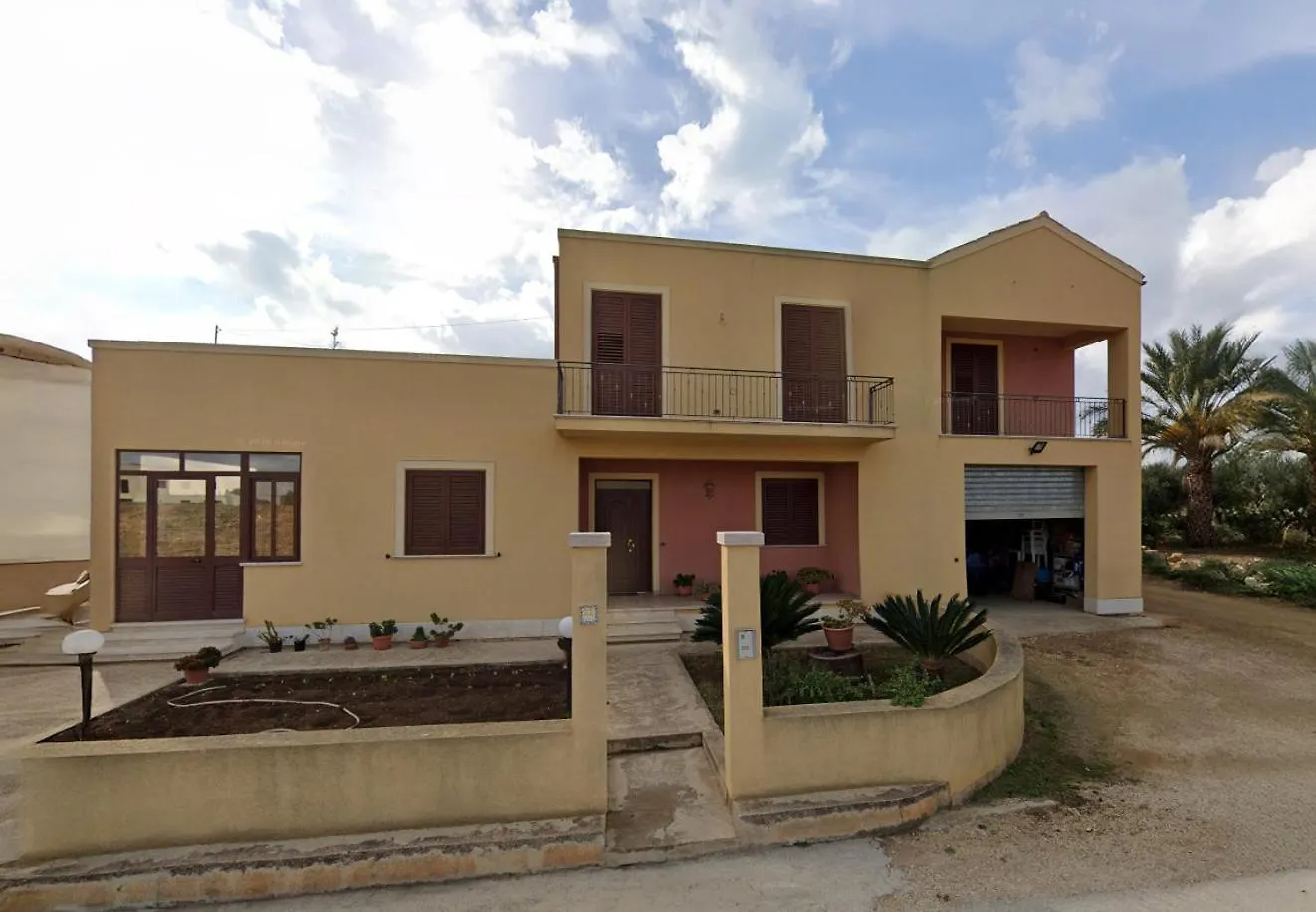 Vila Salinella Torre Nubia 0*,